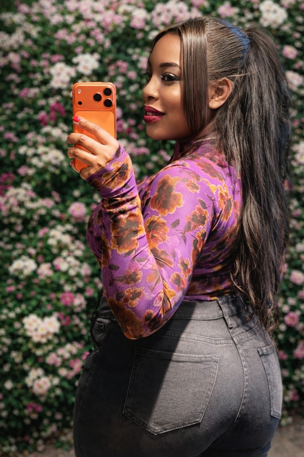KAYLEE TOP IN VIOLET FLORAL HAZE